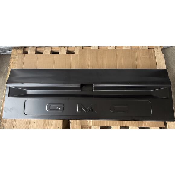 United Pacific 1967-1972 GMC Fleetside Truck Tailgate With GMC Script 110847 - Picture 1 of 15